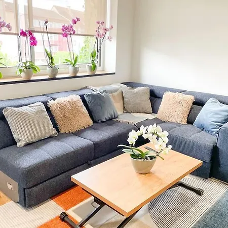 Cote Jardin - Centre Apartment *